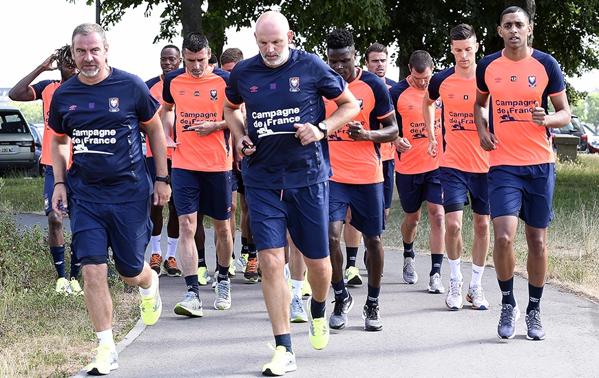 Reprise - Matchs Amicaux 2017/2018 Reprise_prairie