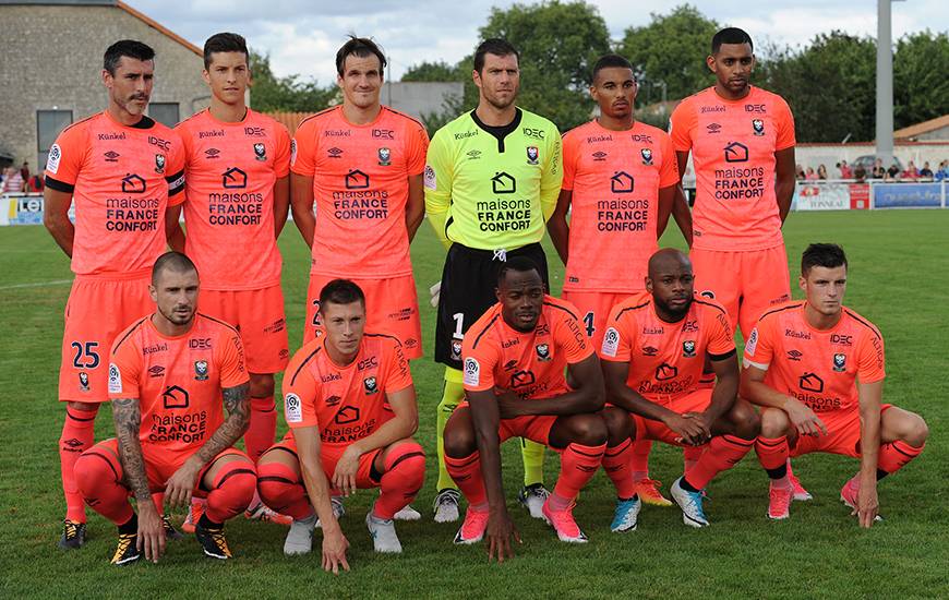 Reprise - Matchs Amicaux 2017/2018 - Page 6 Sm_caen_amical