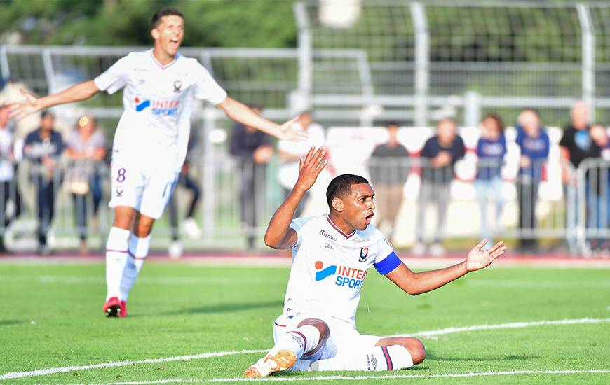 Note: Reprise - Matchs Amicaux 2018/2019 - Page 4 Artvcile
