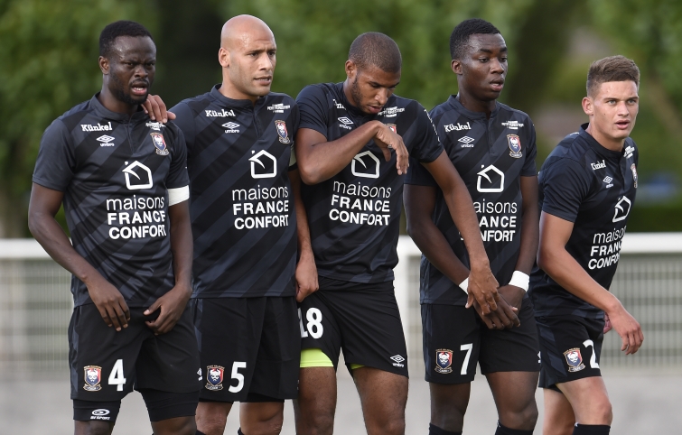 La reprise avec programme pré-saison 2016/2017 - Page 2 Mur_caen_2