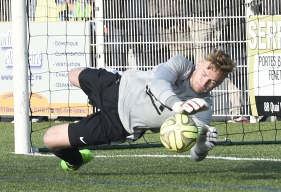 Au tour précédent, Louis Deschateaux avait scellé la qualification du Stade Malherbe en quart de finale en repoussant la dernière tentative rémoise.