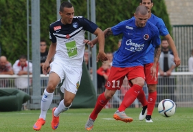 En l'absence de Julien Féret, touché au pied gauche, Vincent Bessat pourrait évoluer dans l'entrejeu caennais contre Angers.
