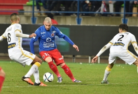 Remplaçant contre Lille, Vincent Bessat devrait retrouver une place de titulaire dans le onze de départ de Patrice Garande face au Stade Rennais.