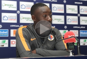 S'il dispute l'intégralité de la rencontre contre Bordeaux, Dennis Appiah n'aura pas manqué une seul minute cette saison en Ligue 1 ; c'est le seul joueur de champ dans ce cas.