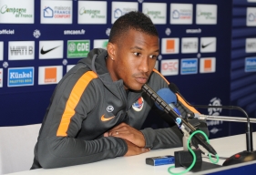 Le premier but en Ligue 1 d'Emmanuel Imorou a été largement commenté par ses coéquipiers : Jordan Adéoti, Damien Da Silva et Dennis Appiah.