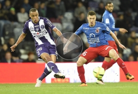 Après neuf semaines d'absence à cause d'une blessure à la gaine du tendon du mollet, Jonathan Delaplace a refoulé une pelouse de Ligue 1 lors du déplacement à Toulouse.