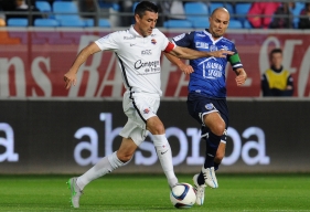 Impliqué dans les trois buts inscrits par le SMC, Julien Féret a largement contribué au troisième succès saison des Caennais acquis aux dépens du Troyes de Benjamin Nivet.