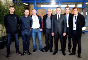 En présence, entre autres, du président Jean-François Fortin, le secrétaire d'état Thierry Braillard a échangé avec les représentants du MNK 96 avant le match contre Lorient.