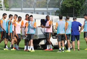 La canicule qui s'est abattue cette semaine sur la Normandie a contraint le staff technique normand a modiifié le planning des entraînements.