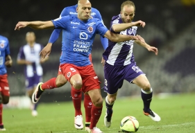 Même si Alaeddine Yahia barre la route d'Etienne Didot, le club normand n'a pu empêcher le Téfécé de se relancer dans la course au maintien.