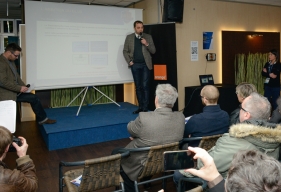 Lors d'une conférence de presse en amont de la réception de Reims, Xavier Gravelaine, le DG du Stade Malherbe, a présenté, en compagnie de Boris Helleu (à gauche) le hackathon.