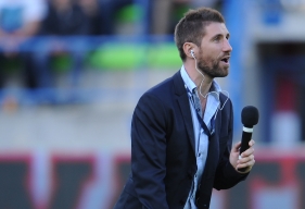 Derrière le micro au stade Michel-d'Ornano depuis cette saison, François Duval officiera également en tant que speaker au Vélodrome pendant le Championnat d'Europe.