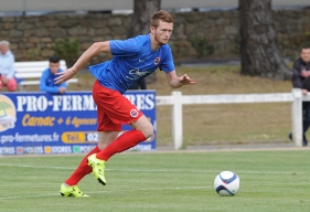 Hormis les matches de préparation et amicaux, Florian Le Joncour qui va aller s'aguerrir à Avranches a joué uniquement avec la réserve du Stade Malherbe en CFA2 cette saison.