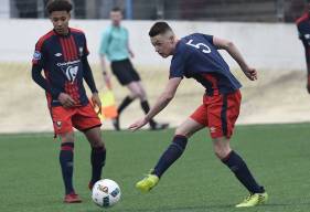 Le jeune milieu des U17 nationaux du SMC a participé aux trois matches de l'équipe de France U16 au Portugal avec une titularisation, une rentrée en jeu et une mi-temps disputée.