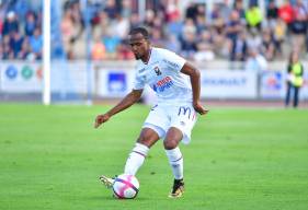 Chaker Alhadhur a effectué l'intégralité de la préparation avec le Stade Malherbe Caen mais n'est jamais apparu en Ligue 1 Conforama cette saison avec les "rouge et bleu"