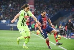 Enzo Crivelli et le Stade Malherbe Caen n'auront pas inquiété la défense du SCO mis à part une tentative de Saïf Khaoui en première période