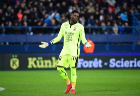 Brice Samba a regretté le début de seconde période du Stade Malherbe Caen face à l'OM, marqué par le but de Morgan Sanson et le carton rouge reçu par Frédéric Guilbert