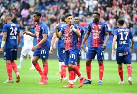 La joie de Fayçal Fajr après le but vainqueur inscrit par le capitaine du Stade Malherbe Caen face à Dijon