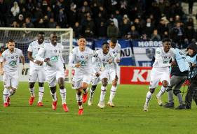 La joie des joueurs du Stade Malherbe Caen après la qualification pour les quarts de la Coupe de France 