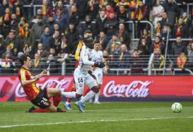 Avec 2 pénaltys obtenus et 1 passe décisive délivrée, Caleb Zady Sery a été élu MVP lors du match RC Lens 1-4 SM Caen