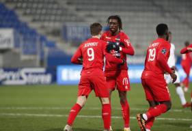 En inscrivant son premier but de la saison, Benjamin Jeannot a offert le point du match nul au Stade Malherbe (© AJ Auxerre)