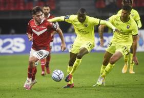 Première défaite de la saison pour Prince Oniangué et les Caennais ce samedi soir sur la pelouse de Valenciennes