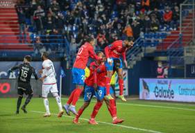 La célébration des Caennais après le but sur penalty d'Alexandre Mendy hier soir