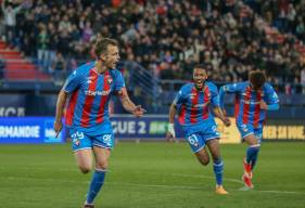 Passeur décisif sur le premier but, Romain Thomas a inscrit le but de la victoire pour le Stade Malherbe Caen ce soir à d'Ornano (2-1)