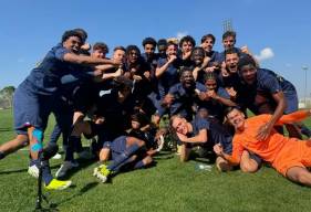 Soan Ameline et les U16 français vainqueurs du tournoi amical en Turquie