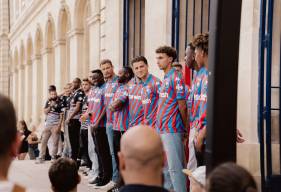 Les joueurs du Stade Malherbe Caen étaient à la Mairie hier pour la présentation du nouveau maillot 2024 / 2025