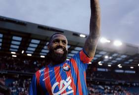 Capitaine du Stade Malherbe Caen, Yann M'Vila a connu plusieurs championnats Européen dans lesquels il a croisé de nombreux joueurs