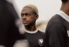 Première convocation avec le groupe professionnel pour Josué Kimboma 