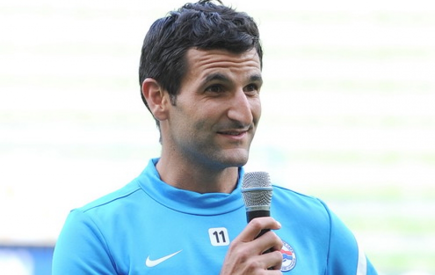 Pierre Alain Frau Envie D Aider Le Collectif Infos Match Billet Smc Informations Stade Malherbe De Caen Pierre Alain Frau Envie D Aider Le Collectif Infos Match Billet Smc Informations Stade Malherbe De Caen