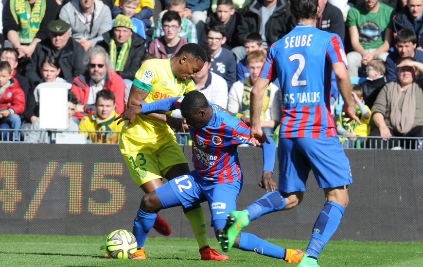 Intransigeant sur son aile face à Nantes, Dennis Appiah devrait retrouver contre Monaco ses amis Layvin Kurzawa, Yannick Ferreira Carrasco et Valère Germain.