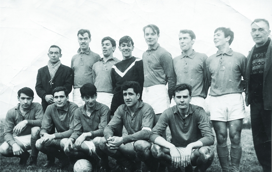 La première équipe dans l'histoire de La MOS lors de la saison 1965-1966.