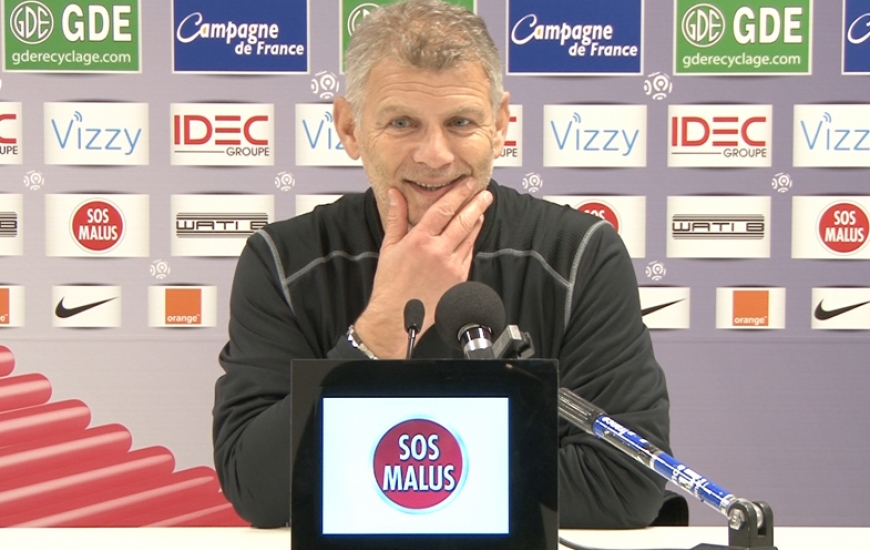 Patrice Garande lors de la conférence de presse avant SM Caen - FC Metz.