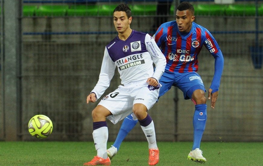 Annoncé un temps sur le départ du côté du FC Séville, Wissam Ben Yedder, auteur d'un coup franc direct lors de la première journée, conduira l'attaque toulousaine.