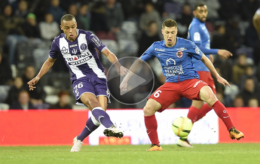 Après neuf semaines d'absence à cause d'une blessure à la gaine du tendon du mollet, Jonathan Delaplace a refoulé une pelouse de Ligue 1 lors du déplacement à Toulouse.