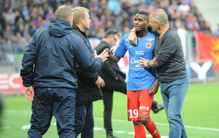 Félicité par Patrice Garande, Frédéric Petereyns et Jean-Marie Huriez après sa prestation contre Saint-Etienne, Jordan Leborgne a parfaitement réussi ses débuts chez les "pros".