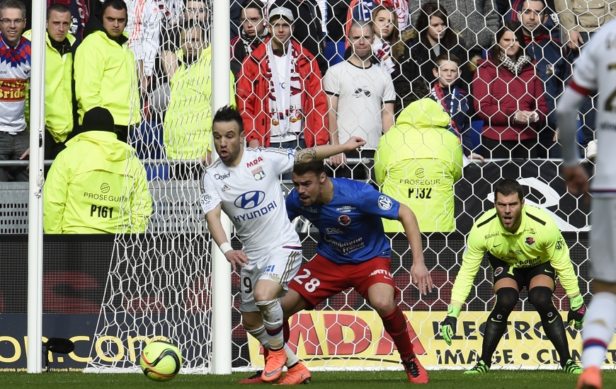 Malgré de nombreuses parades de Rémy Vercoutre, un gardien du SMC qui retrouvait son ancien club, les Caennais ont passé une après-midi difficile au Stade des Lumières.