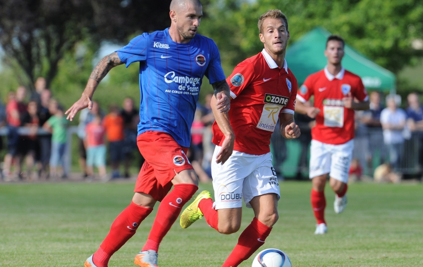 Première réalisation sous ses nouvelles couleurs pour Vincent Bessat ; l'ancien nantais ayant inscrit le but du break pour le Stade Malherbe.