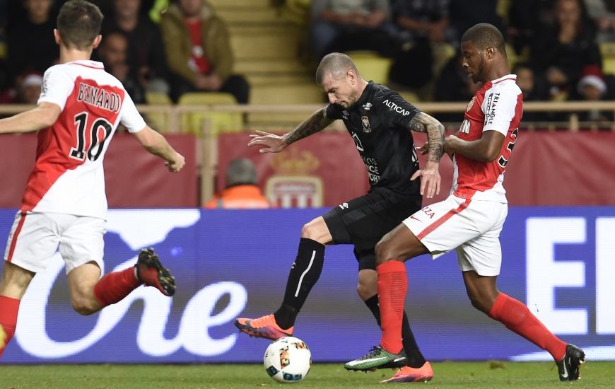 Pour poser des problèmes à l'ASM, le club normand comptera sur la qualité de centre de Vincent Bessat, auteur de deux passes décisives lors des trois dernières journées.