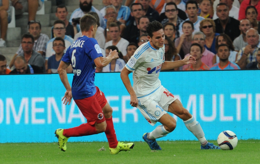 Victime d'une agression lundi soir à proximité de son domicile, Florian Thauvin - bien que choqué - devrait bel et bien figurer dans le onze de départ de Rudi Garcia.