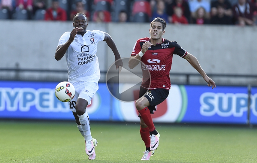 Contre club formateur, Guingamp, Hervé Bazile a disputé la première période avant d'être relayé à la pause par Vincent Bessat sur le flanc gauche de l'attaque caennaise.