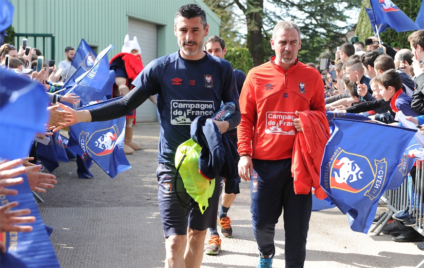 Jusqu'à présent, Julien Féret (deux buts pour trois passes décisives) a participé à 32 journées de championnat.