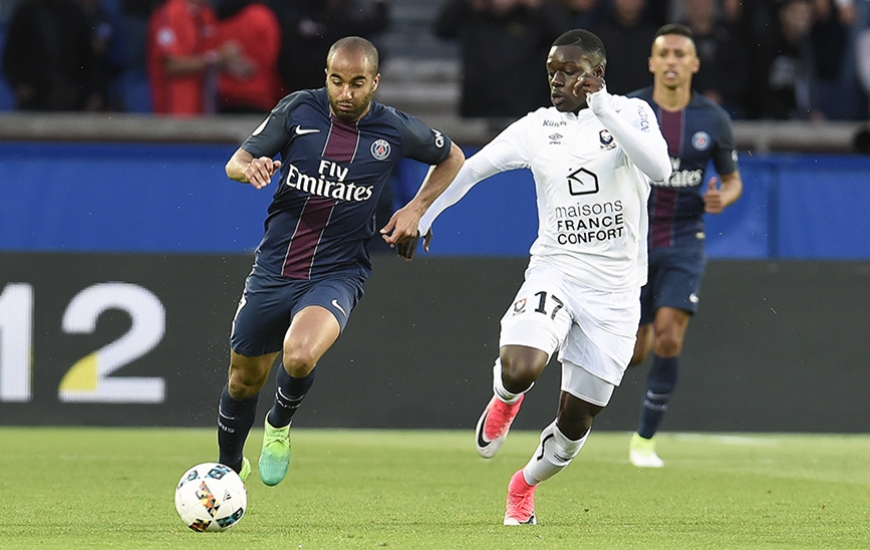 Titulaire au Parc des Princes, samedi soir, face au PSG de Lucas, Jean-Victor Makengo - blessé - ne pourra honorer sa convocation avec les Bleuets.