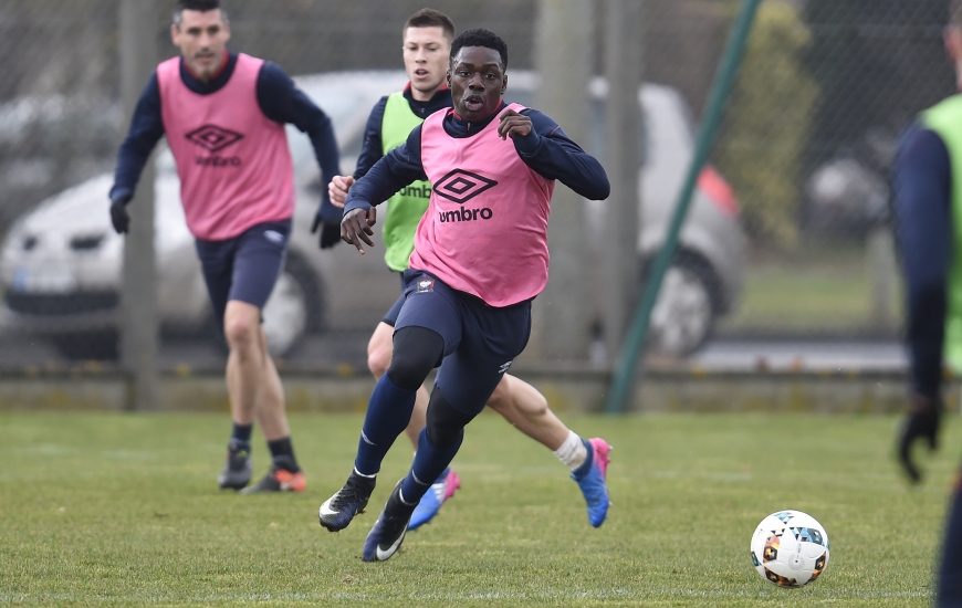 Absent depuis la réception de Lille il y a un mois à cause d'une blessure à la cuisse, Jean-Victor Makengo effectue son retour dans le groupe caennais.