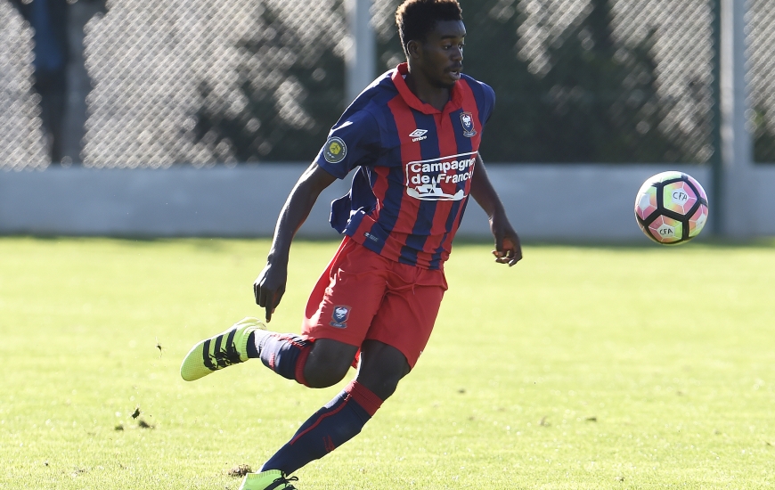 Evoluant habituellement avec la réserve en CFA2, Exaucé Ngassaki - jeune attaquant congolais (20 ans) - a été appelé pour la première fois par Patrice Garande.
