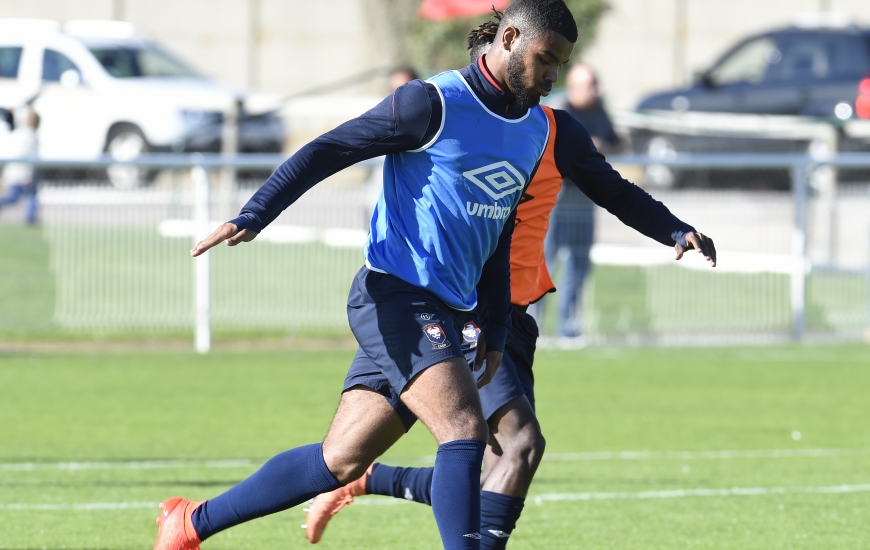 Après avoir pris part à quelques entraînements ainsi qu'au match amical contre Orléans, Christopher Opéri intègre pour la première le groupe pour une rencontre de L1.