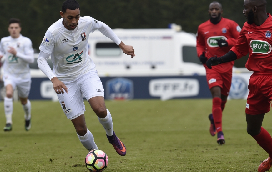 En inscrivant un doublé sur un terrain assez gras après le gel de la veille, Ronny Rodelin a montré la voie des 1/16e de finale de la Coupe de France à ses partenaires.